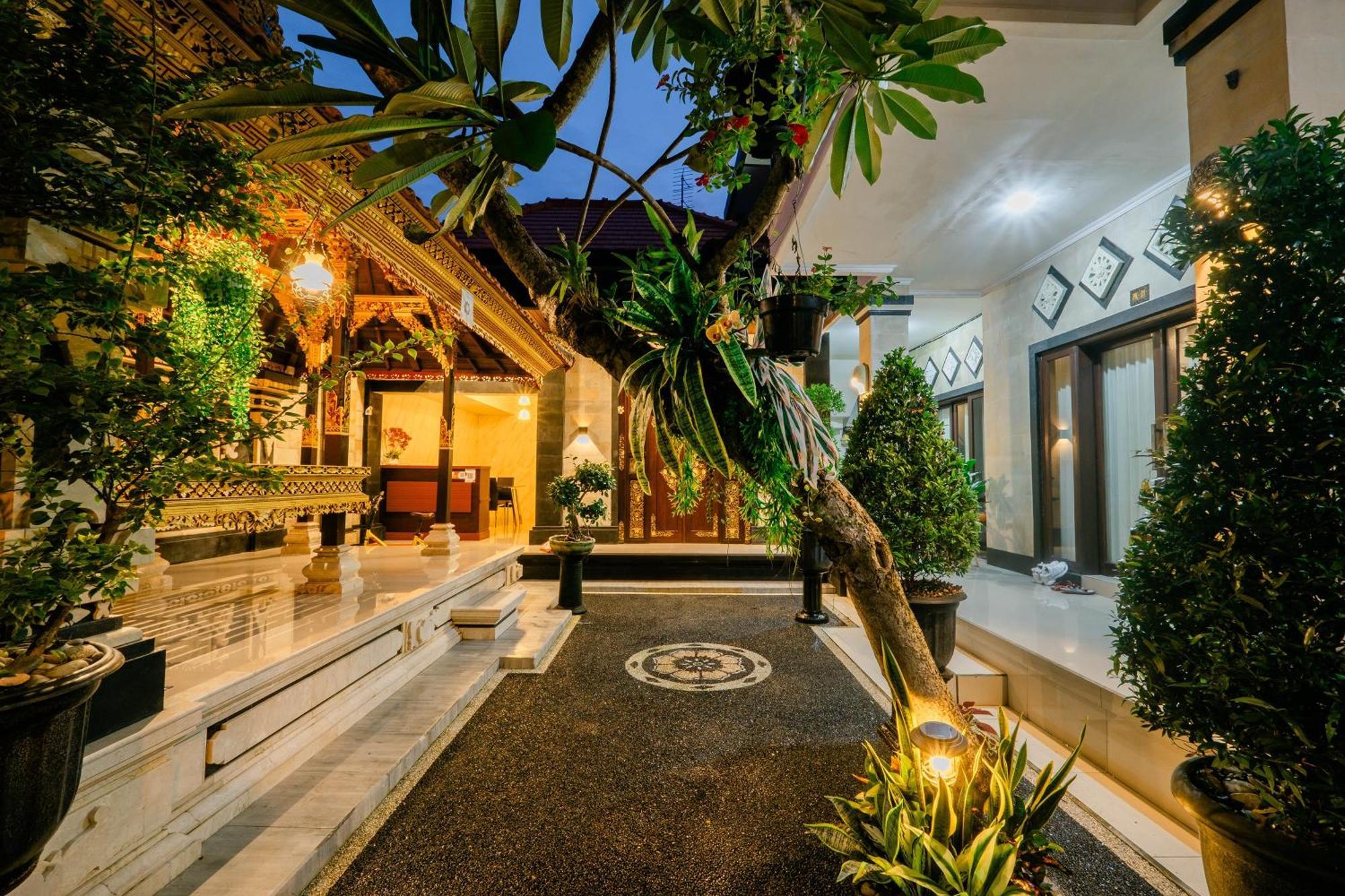 Puri Kasih Home Stay Санур Экстерьер фото